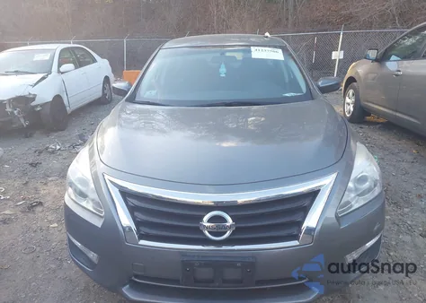 2015 Nissan Altima 2.5 S из США, поврежденный, VIN 1N4AL3AP2FC497333